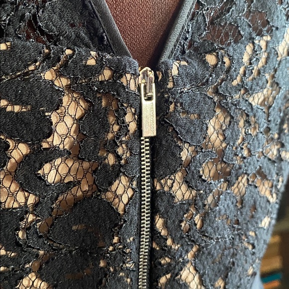 BCBG MAXAZRIA lace black dress - Picture 6 of 10